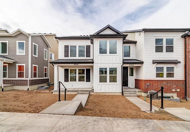 4314 W Rex Peak Way — Photo 1