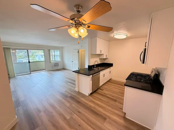 11033 Moorpark St #212, North Hollywood, CA 91602