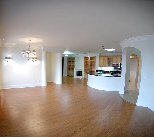 10305 Almayo Ave #301 — Photo 4