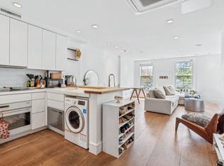 221 W 13th St FLOOR 2, New York, NY 10011