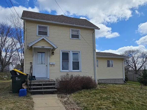 424 S Washington St, Lancaster, WI 53813