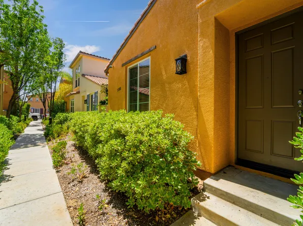 31788 Avenida Del Luna, Castaic, CA 91384