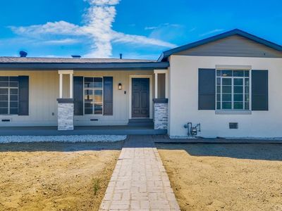 8406 Locust Ave, Fontana, CA, 92335