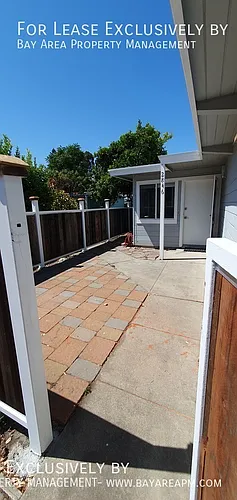 2846 Blenheim Ave Photo 1