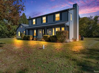 6420 Springfield Ln, Clarkston, MI 48346