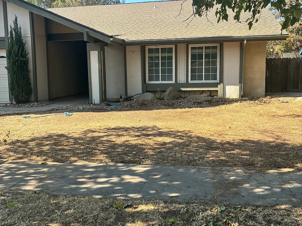 4094 W San Bruno Ave