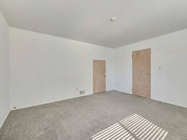 367 Seabreeze Ct — Photo 20
