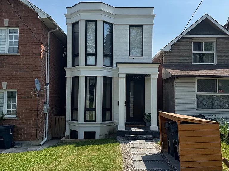 229 Caledonia Rd #LOWER — Photo 1