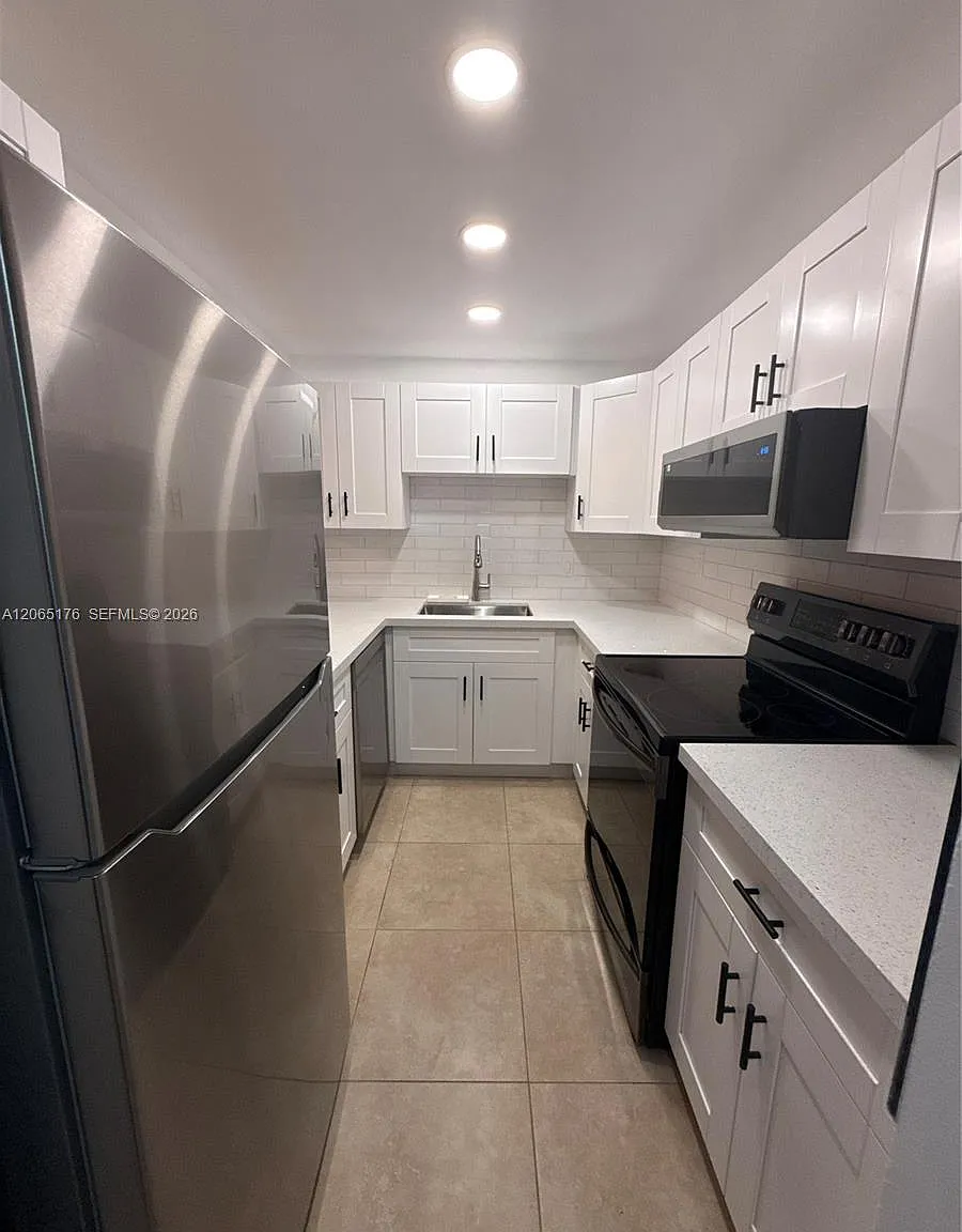 Wisperwood Village Condo — Photo 3