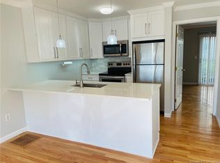 2 West Ave APT 13, Norwalk, CT 06854