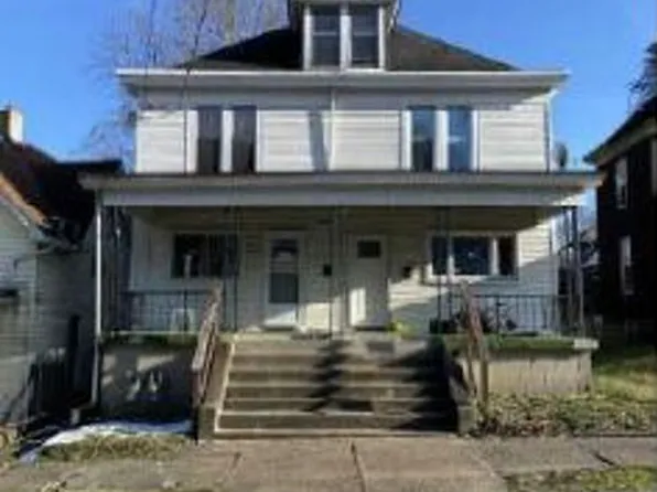 218 1/2 N 8th St, Martins Ferry, OH 43935