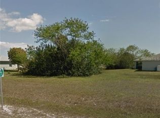 1523 Nelson Rd N, Cape Coral, FL 33993