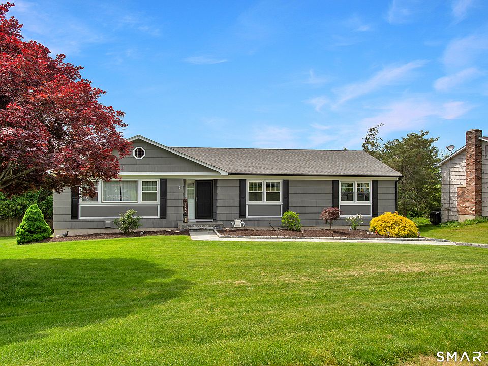 1st image of 11 Whippoorwill Road