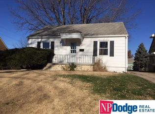 6474 Poppleton Ave, Omaha, NE 68106
