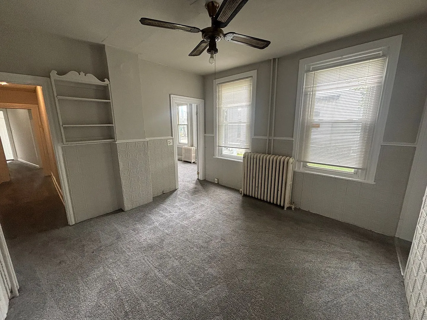 10 1st Street — Photo 2