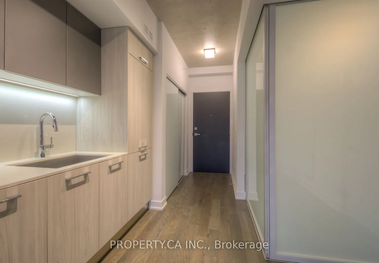 2 bed, $2,600 — Photo 2