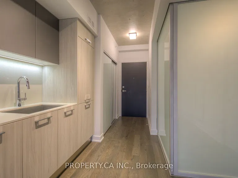 665 Kingston Rd #406 — Photo 2