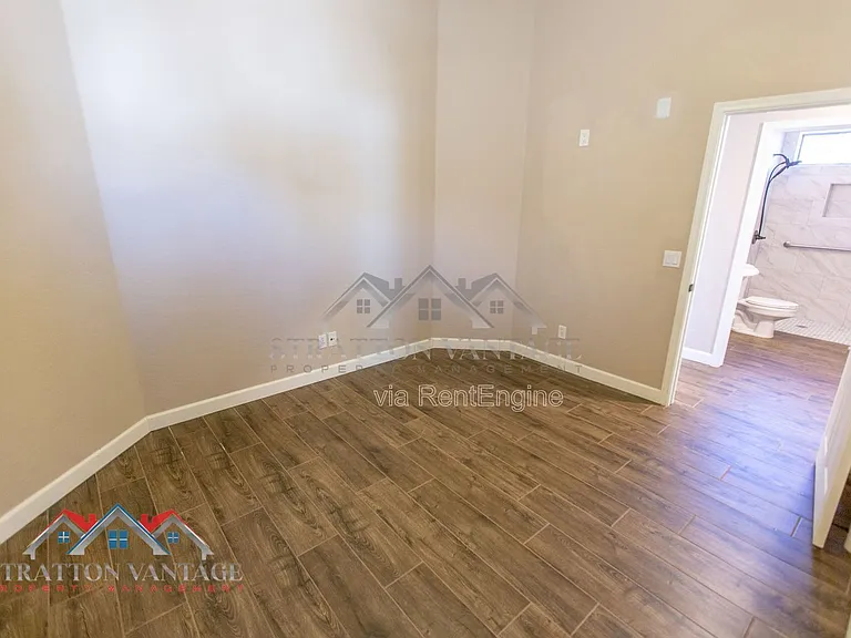 38414 N 12th St — Photo 38