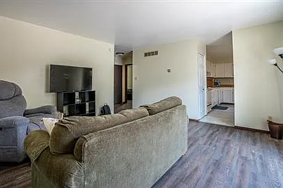 1818 Dainesway #1818 — Photo 2