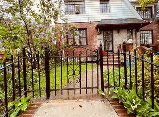 3010 82nd St, East Elmhurst, NY 11370