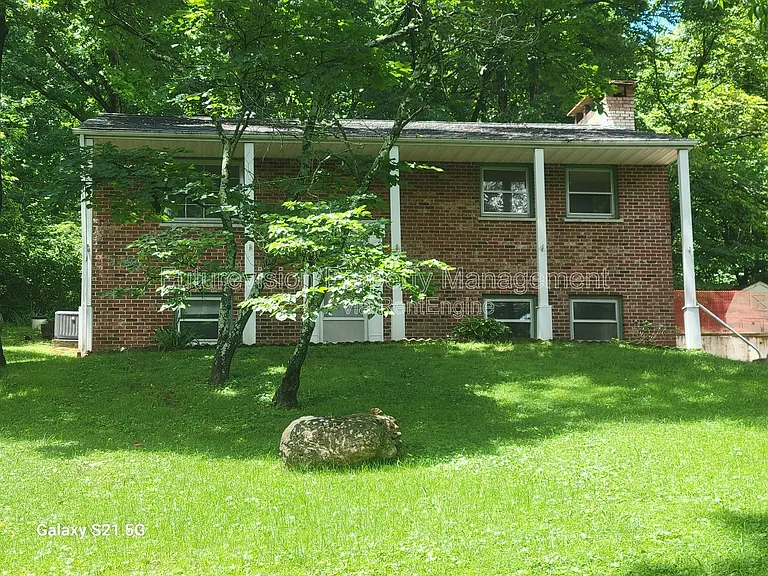 3710 Kovarik Ln — Photo 22