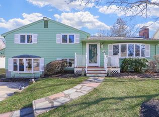 152 Valley Rd, Needham, MA 02492