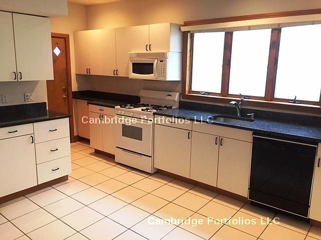 2nd image of 93 Raymond Ave