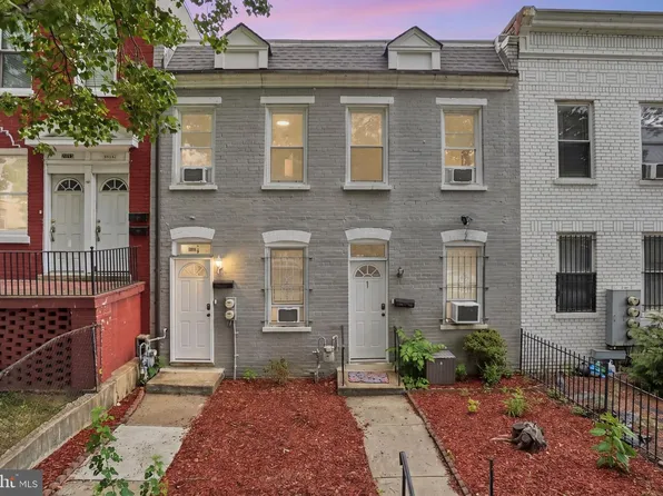 2015 4th St NE, Washington, DC 20002
