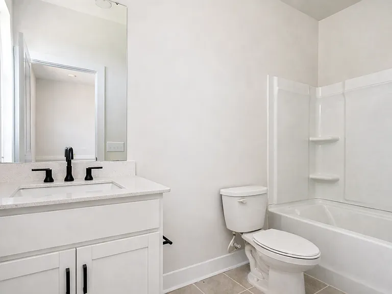 Second full bathroom with bathtub