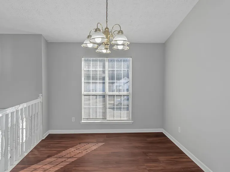 401 Edgewood Dr — Photo 11