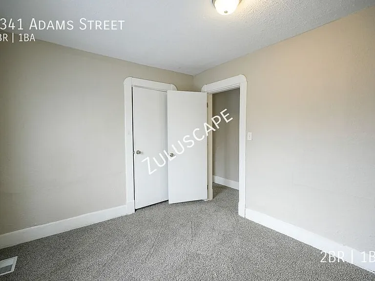 2341 Adams St — Photo 11