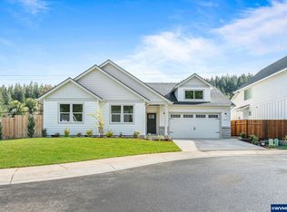 1157 Bedlington Ter, Silverton, OR 97381