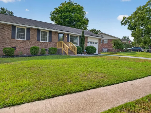 3901 Anwood Dr, Columbia, SC 29209