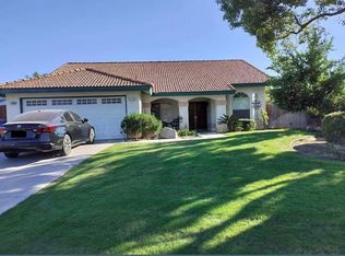 11005 Yorkshire Dr, Bakersfield, CA