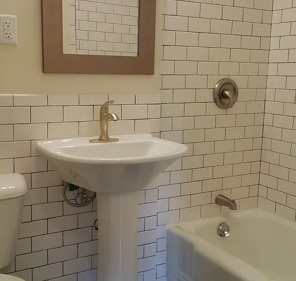 1441 N Franklin Pl — Photo 9