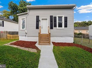 905 Drum Ave, Capitol Heights, MD 20743