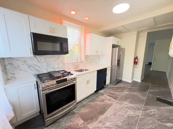 264 6th Ave, Roebling, NJ 08554