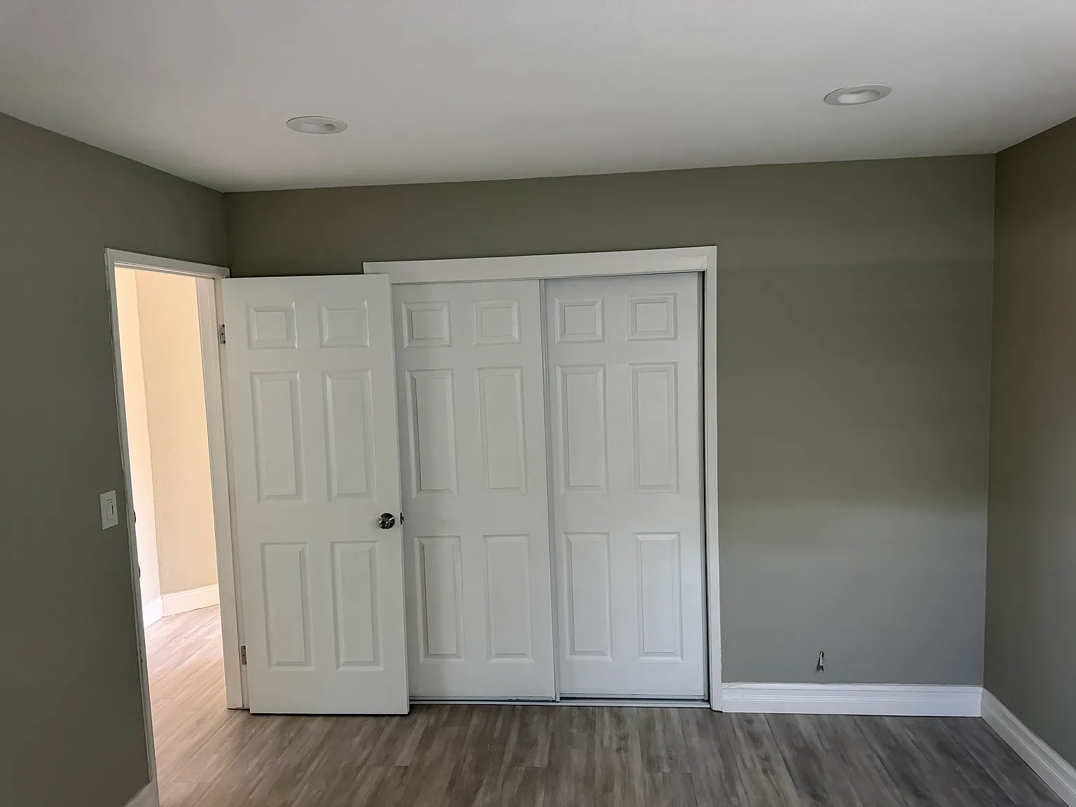 2 bed, 800 sqft, $2,750 — Photo 2