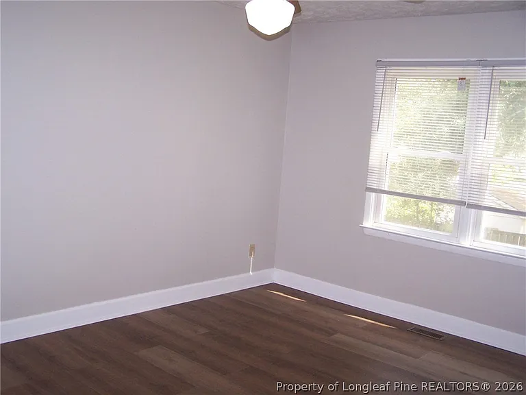 6813 Brush Creek Rd — Photo 13