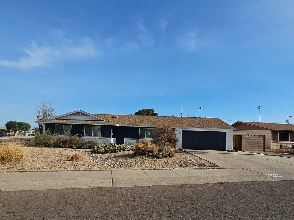 1st image of 2839 E Mercer Ln