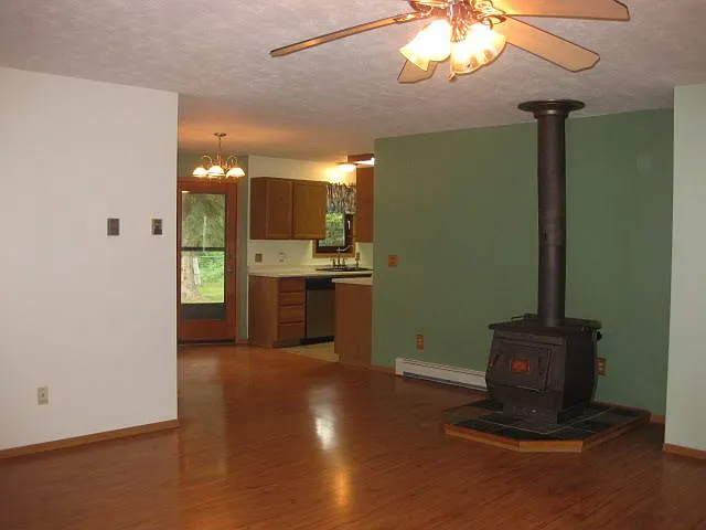 2787 Templeton St — Photo 22