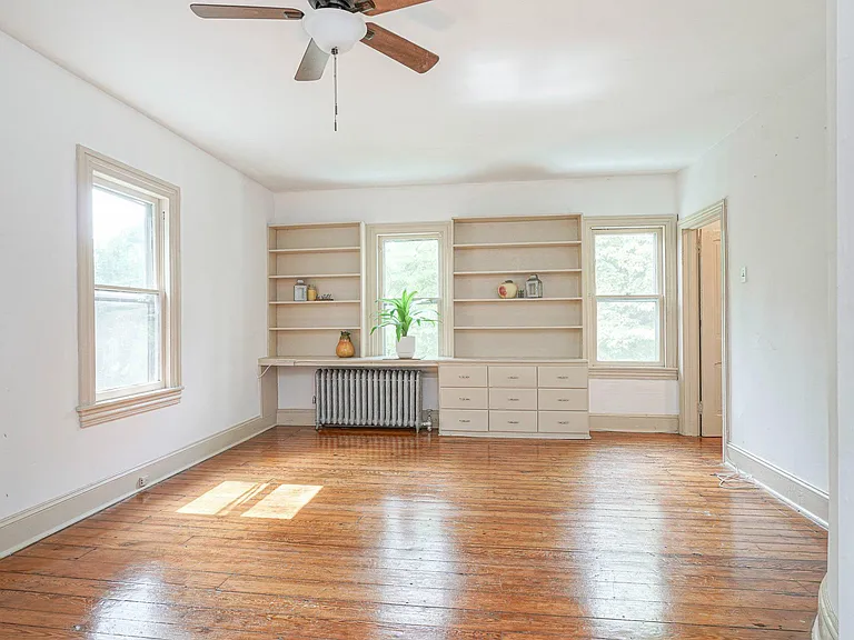315 Chestnut St — Photo 4