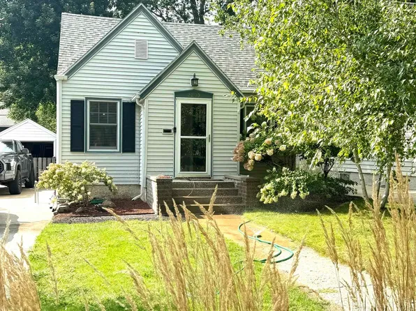 2209 S Phillips Ave, Sioux Falls, SD 57105
