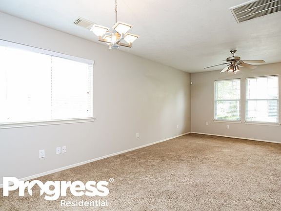 4th image of 6221 Settlers Square Ln
