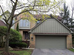 37418 Legends Trail Dr #1, Farmington Hills, MI