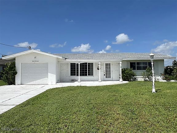 2nd image of 1514 SE 20th Pl