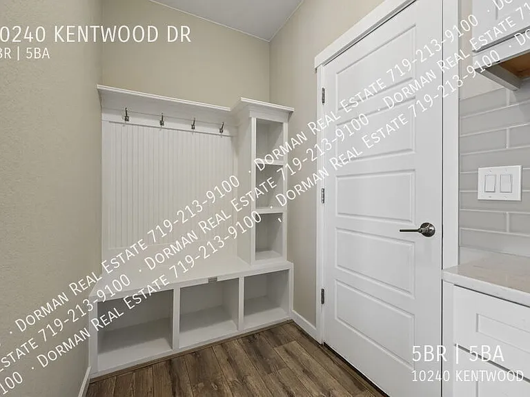 10240 Kentwood Dr — Photo 58