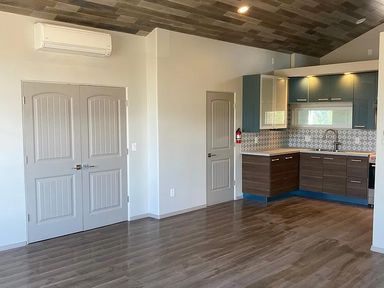 309 Rio Grande Blvd NW #8 — Photo 4