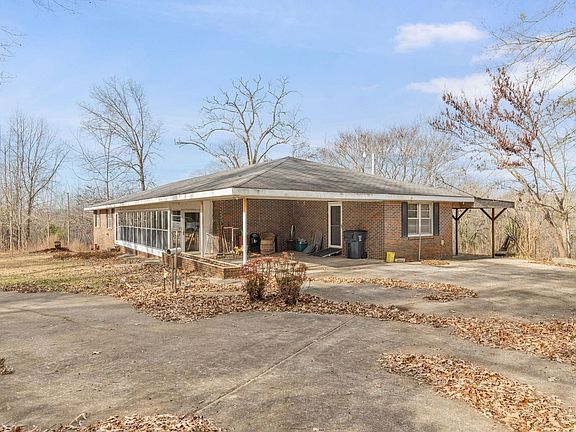 2nd image of 2490 Cotton Gin Rd