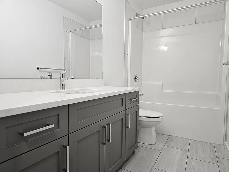 740 Daniels Way SW #8 — Photo 15